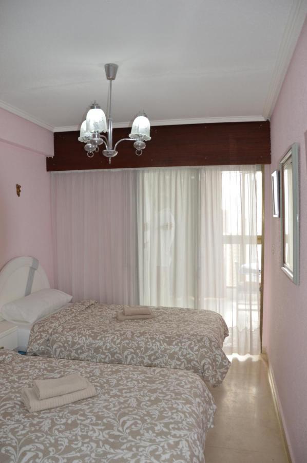 Gemelos2 Loysan Apt. With Pool Benidorm Luaran gambar